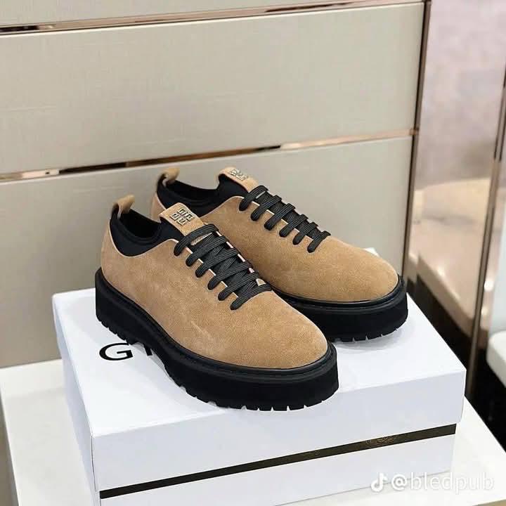 Sandstone Lug-Sole Oxford