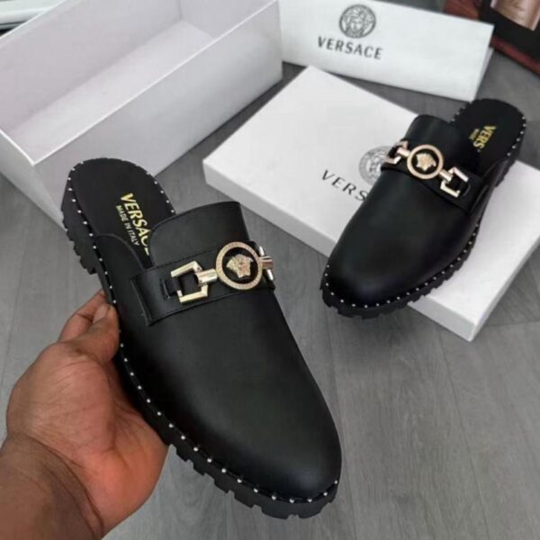 Premium Black Leather Gold Medallion Mule Shoes for Men – Slip-On Luxury Casual Slide